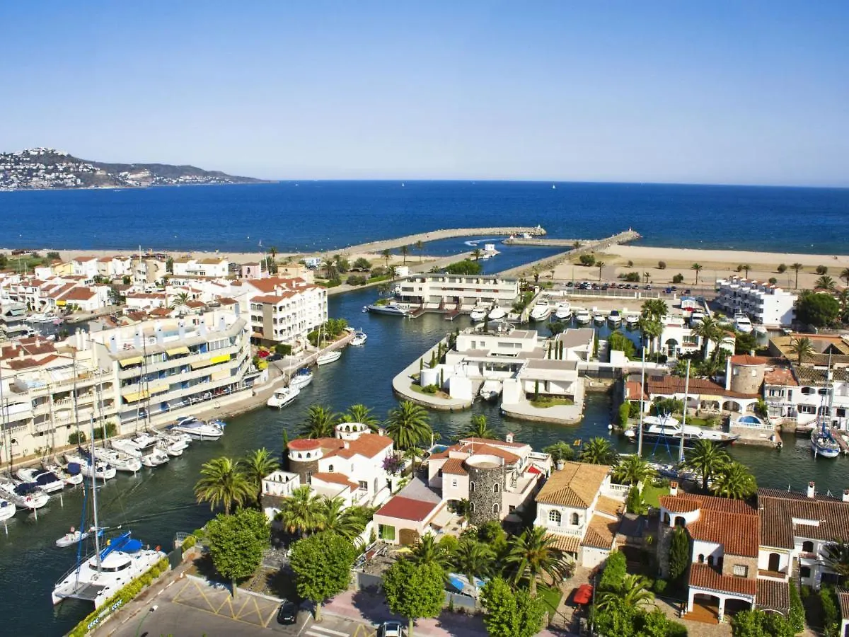 Holiday Home Romulia By Interhome Empuriabrava